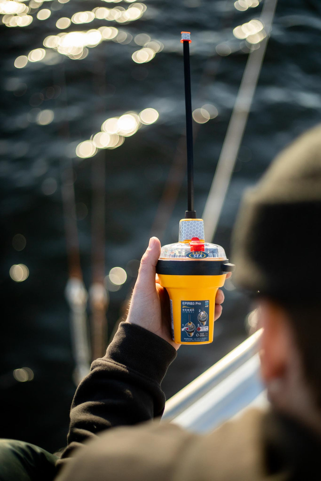 Ocean Signal SafeSea EPIRB3 Pro - Category 1 (702S-03933)