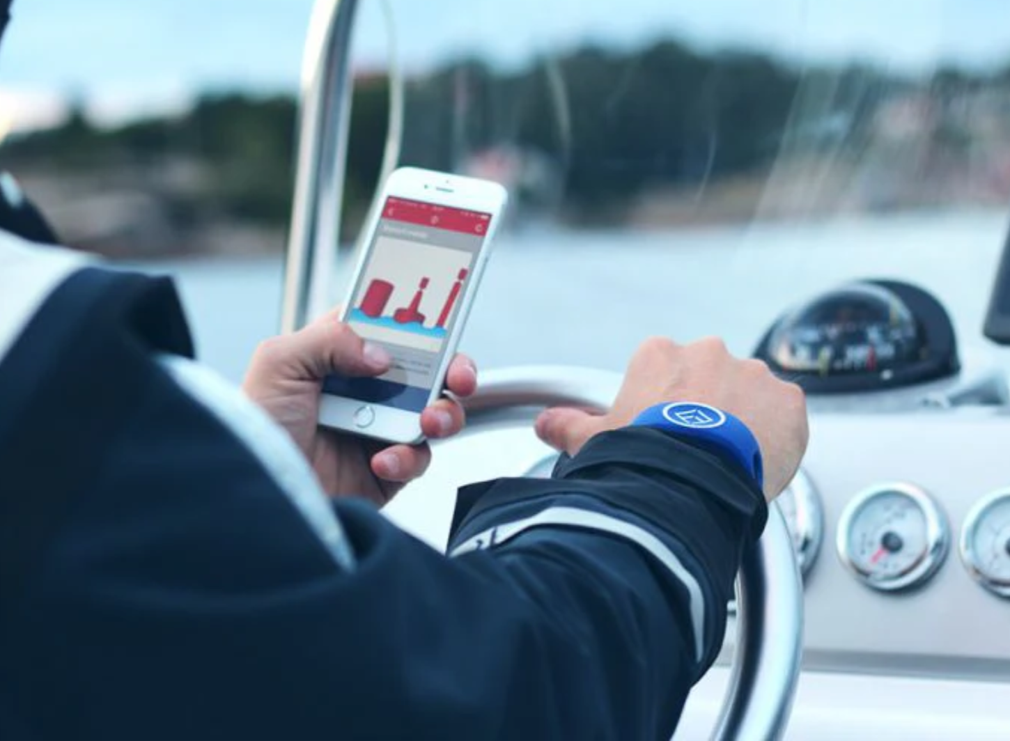 FELL Marine MOB+ xBAND Blue Wristband - Marine-Grade Silicone Holder for xFOB Wireless Man Overboard Safety Device (72.380.303)