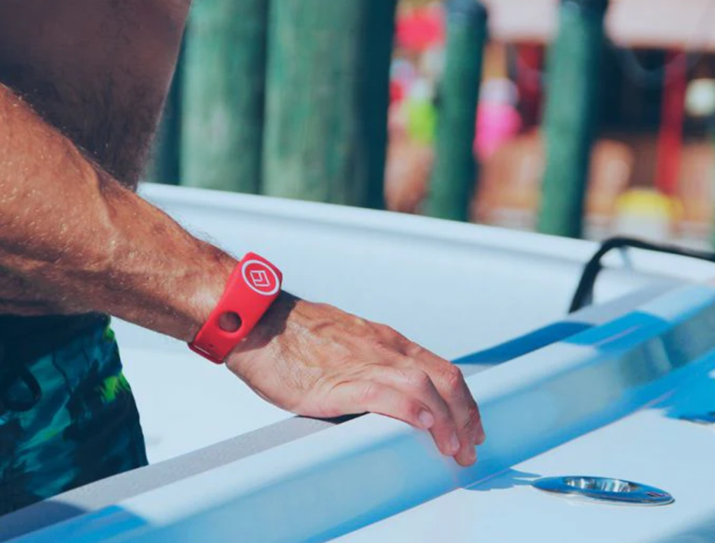 FELL Marine MOB+ xBAND Blue Wristband - Marine-Grade Silicone Holder for xFOB Wireless Man Overboard Safety Device (72.380.303)