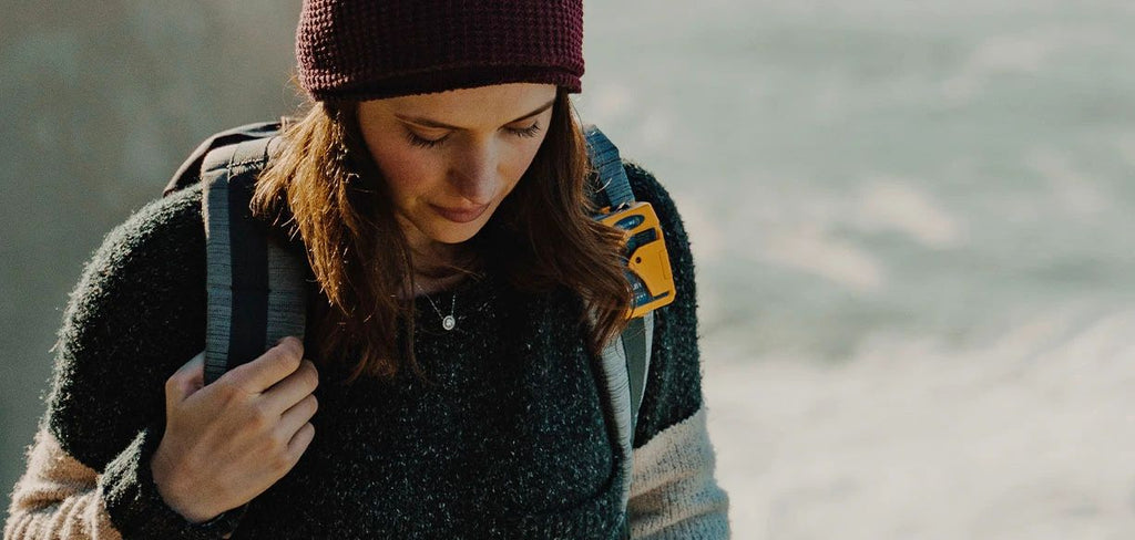 Ocean Signal RescueME PLB1 Personal Locator Beacon with7-Year Battery Storage Life (730S-01261)