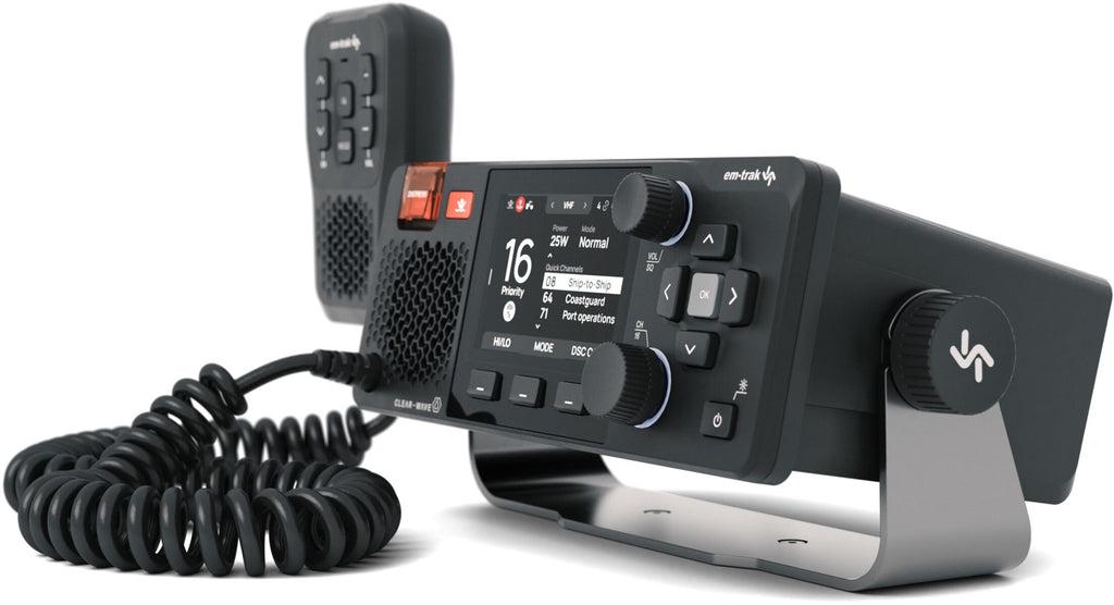 em-trak X100 NMEA 2000 Bluetooth Wi-Fi VHF/DSC Radio with Class B AIS and Antenna Splitter (431-0001)