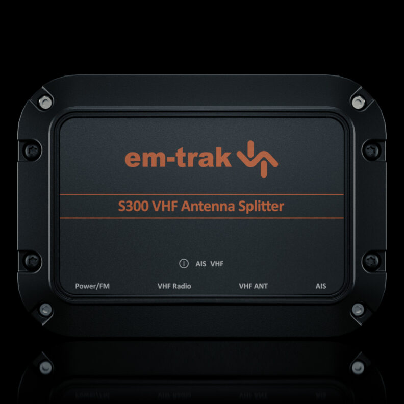 em-trak S300 Waterproof High-Performance AIS/VHF Antenna Splitter (413-0060)