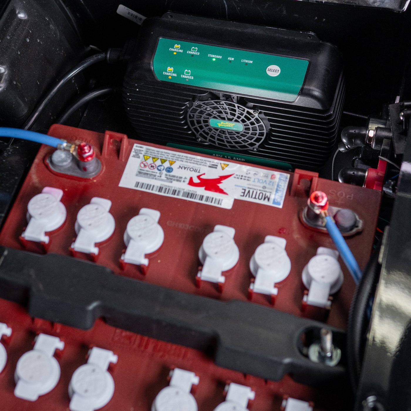 Battery Tender PowerPlus 24V 20  Amp On-Board Lithium Compatible Battery Charger & Maintainer (022-2012-DL-WH)